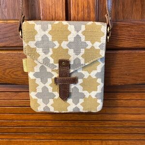 JOYN Crossbody purse